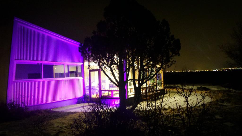 Eyvindarholt Guesthouse Alftanes Bagian luar foto